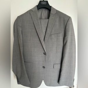 Michael Kors suit - 42 regular suit jacket, and 34 pants